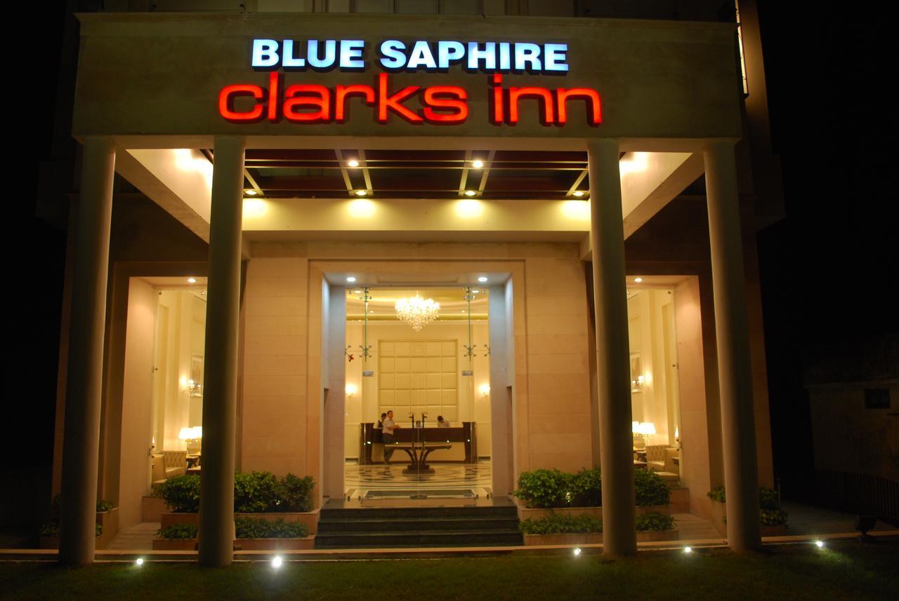 Blue Saphire Clarks Inn Haldwani Exterior photo